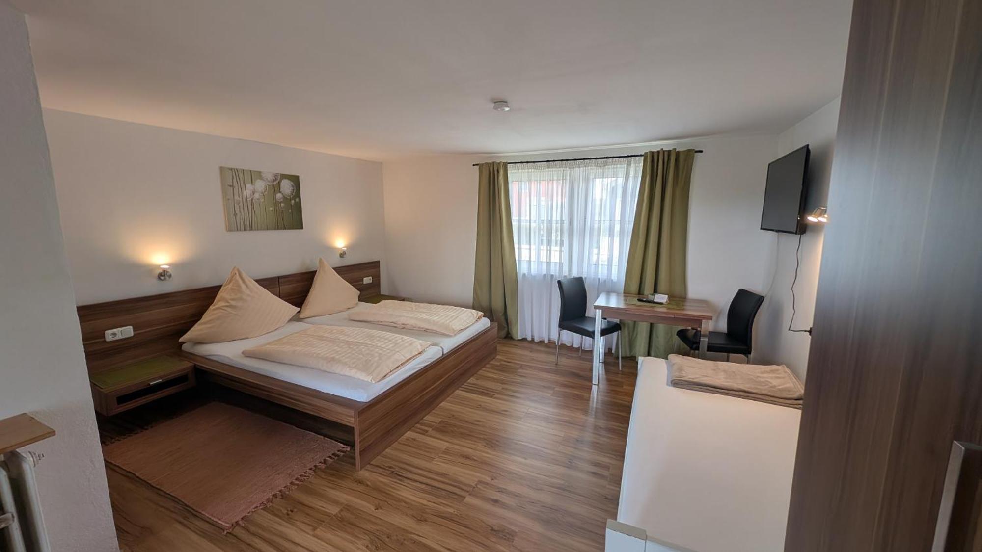 Hotel Cafe Zum Toni Thyrnau Zewnętrze zdjęcie