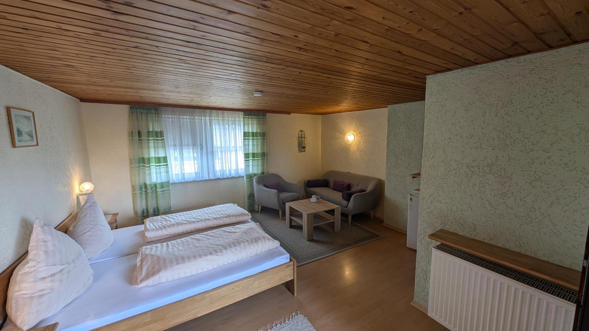 Hotel Cafe Zum Toni Thyrnau Zewnętrze zdjęcie