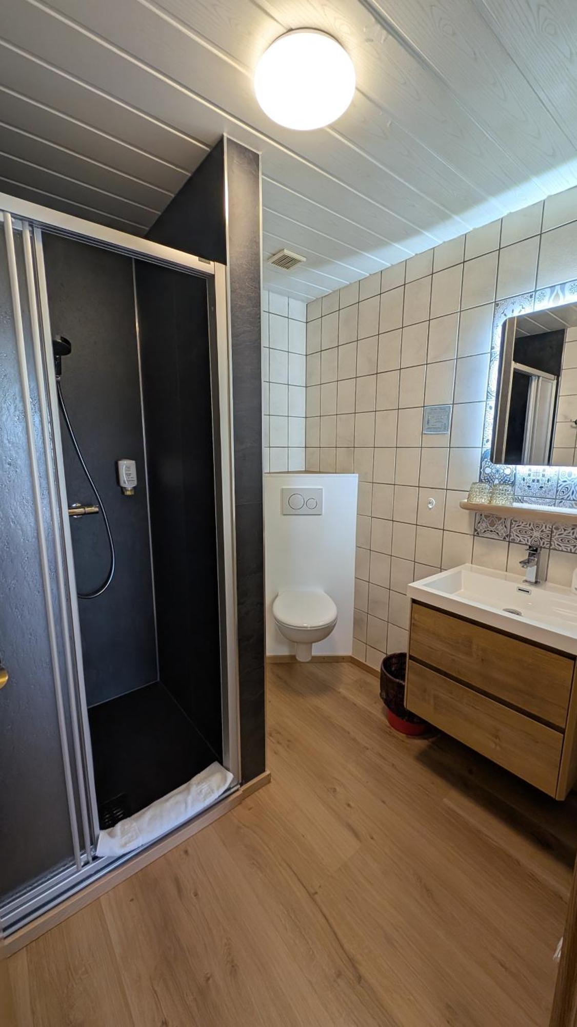 Hotel Cafe Zum Toni Thyrnau Zewnętrze zdjęcie