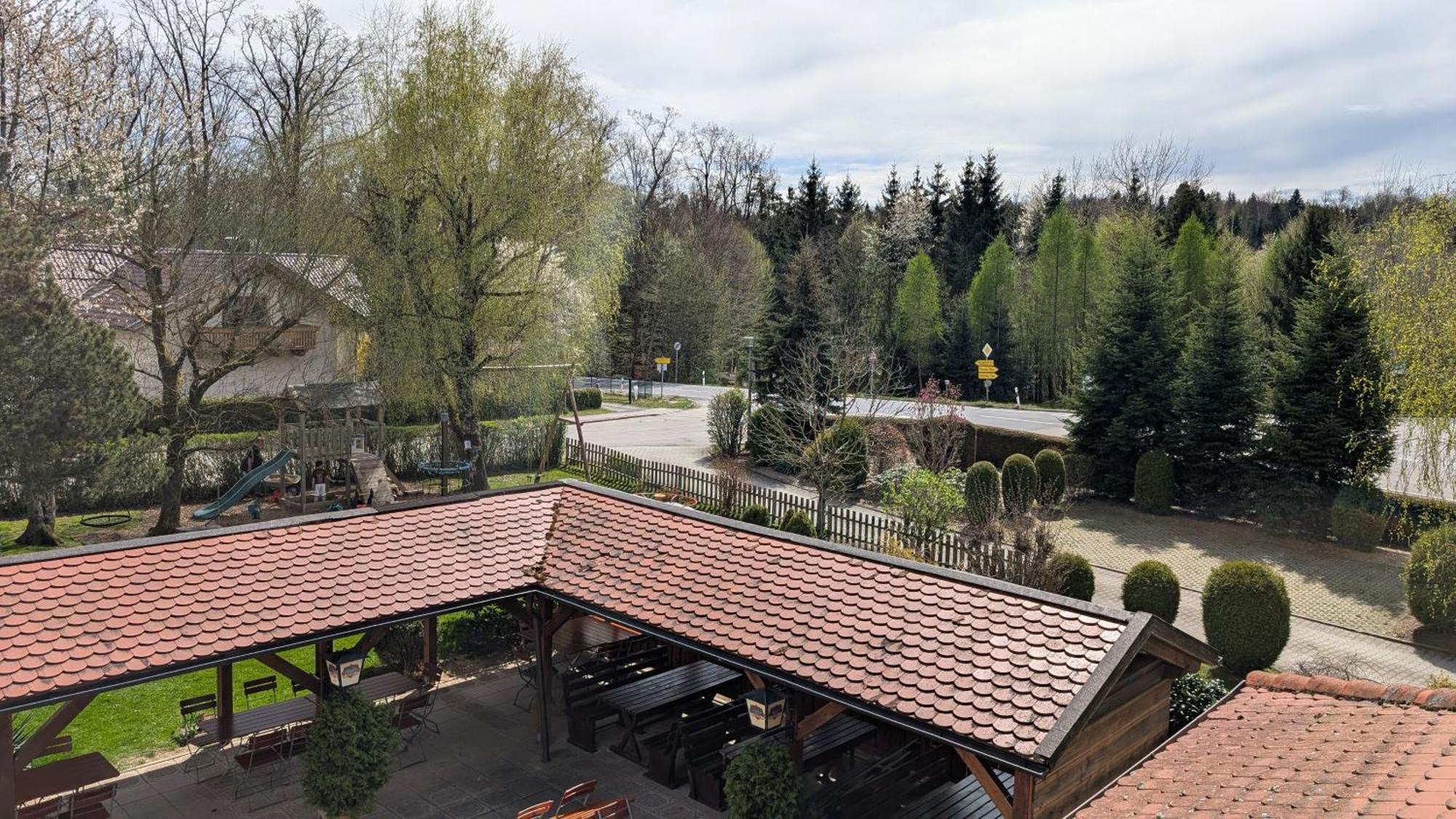 Hotel Cafe Zum Toni Thyrnau Zewnętrze zdjęcie